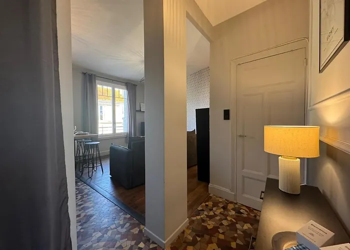 Le Petit Lyautey - Retro-chic Atmosphere Lägenhet Vichy